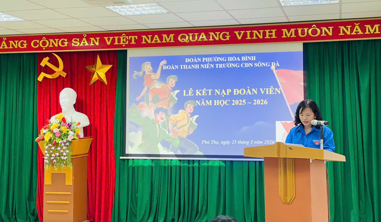 LỄ KẾT NẠP ĐOÀN VIÊN MỚI - TỰ HÀO TIẾP BƯỚC TRUYỀN THỐNG VẺ VANG 